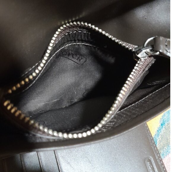 Vintage Coach Trifold Signature Wallet  5 1/4"W x 4" H folded - Picture 5 of 9